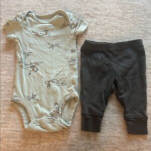 Baby Airplane Print Onesie and Black Pants Set